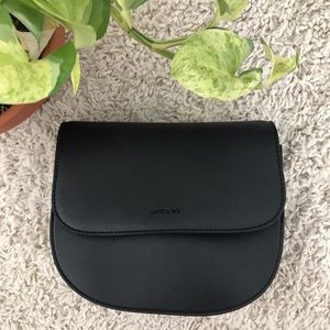 Angela Roi Hamilton Round Crossbody in Black